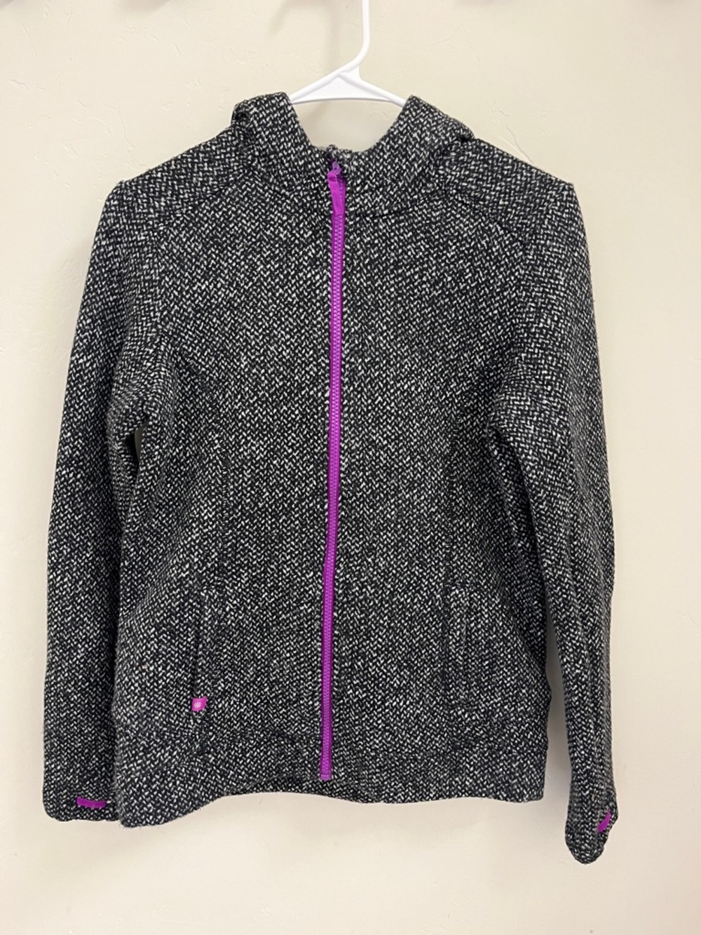 Athleta Girl Black & White Herringbone Hooded Knit Jacket Size XL/14